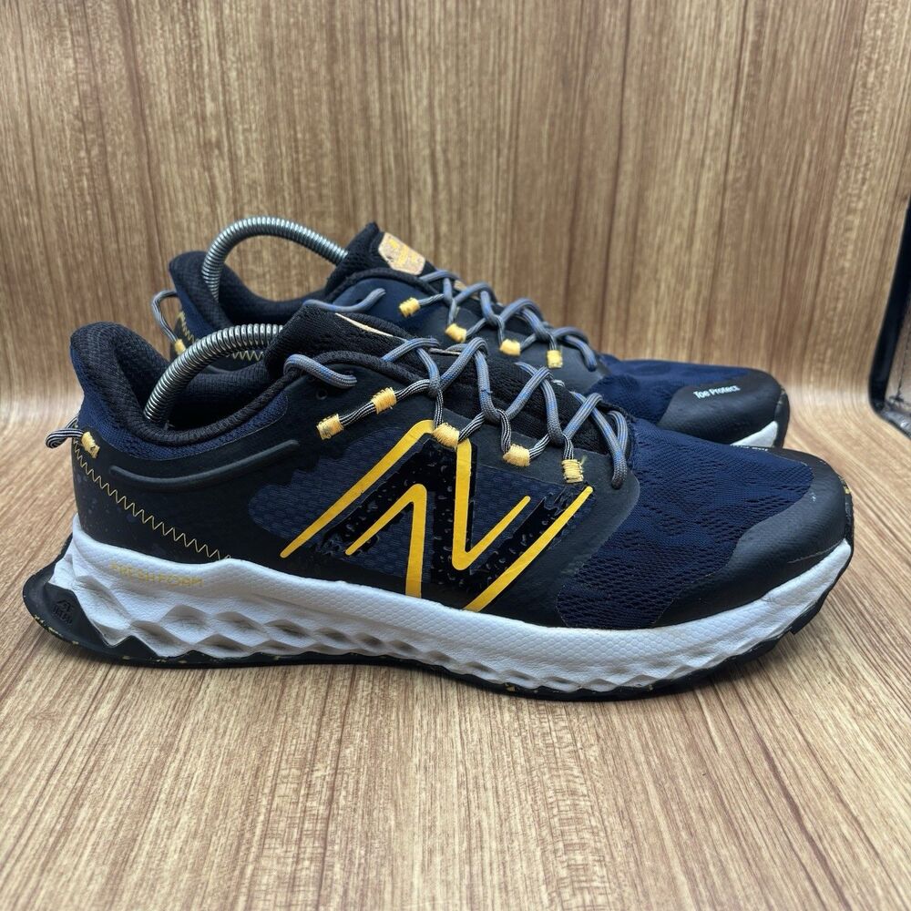 New Balance Mens Fresh Foam Garoe MTGARON1 Blue Trail Running Shoes-Size 12 D